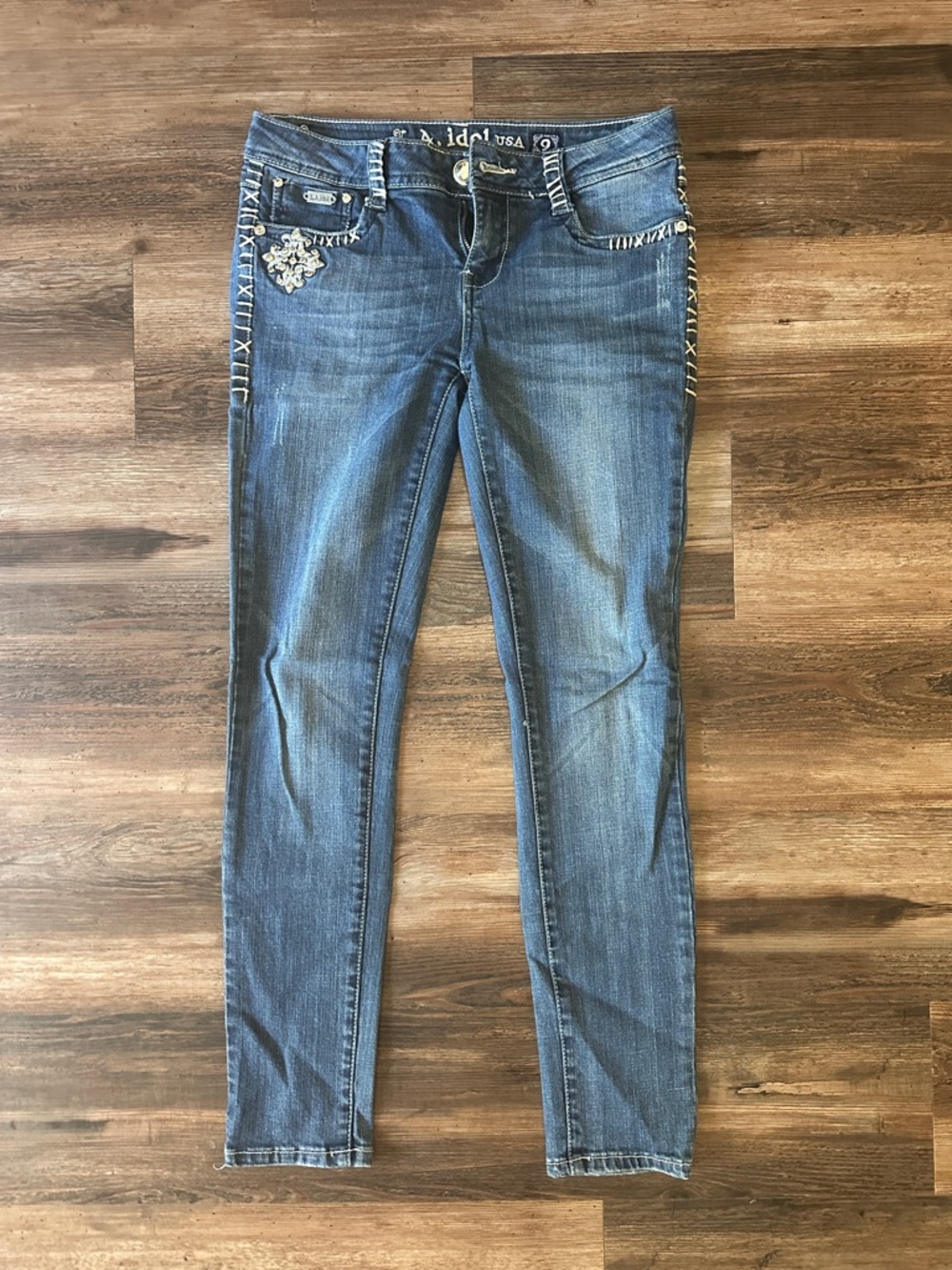 L.A. idol Medium Blue Skinny Jeans with Crystal Accent